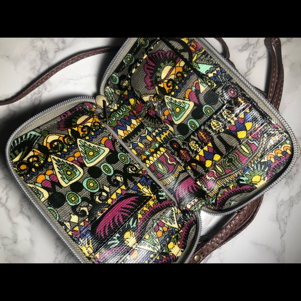 SakRoots Wallet Crossbody